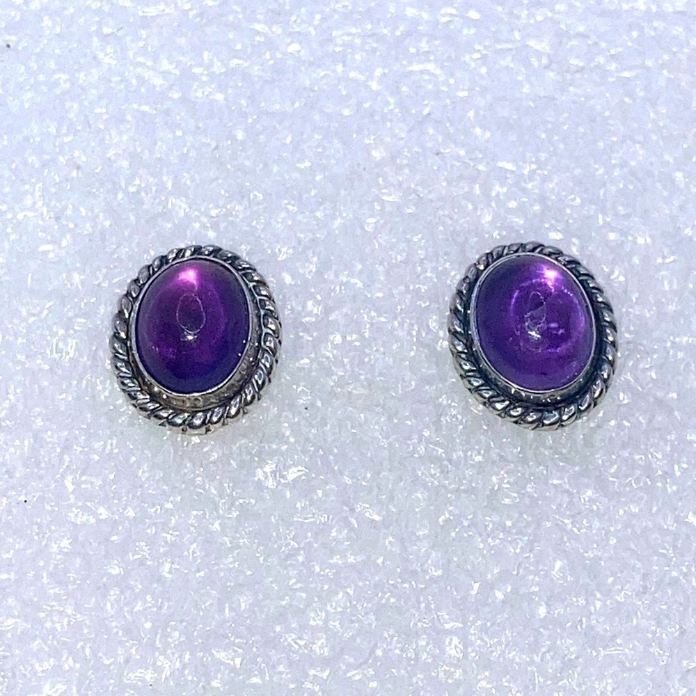 Vtg QT Quoc Sterling & Amethyst Cabochon Cable Setting Stud Earrings .5”